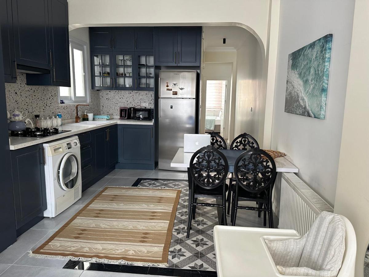 Center Of City In Besiktas 2 Plus 1 With 2 Bathroom And 3 Air Conditioner Istanbul Exterior photo